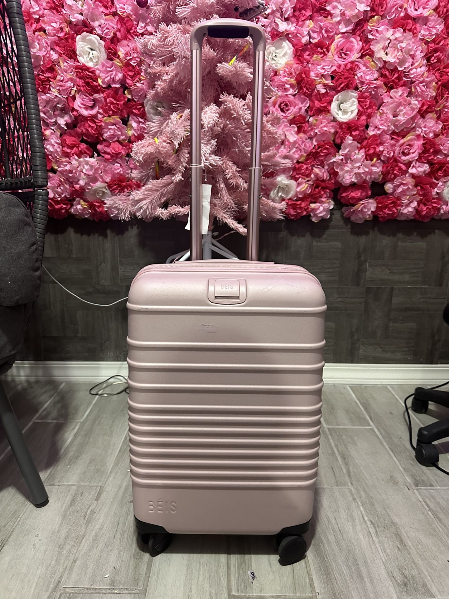 Beis Luggage for Sale in El Paso, TX OfferUp