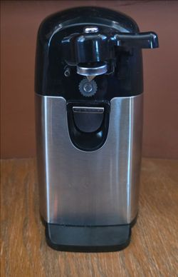 Amazon Basics 3-in-1 Electric Can Opener