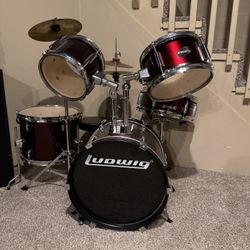 Drums - Kids’ Ludwig Dark Red