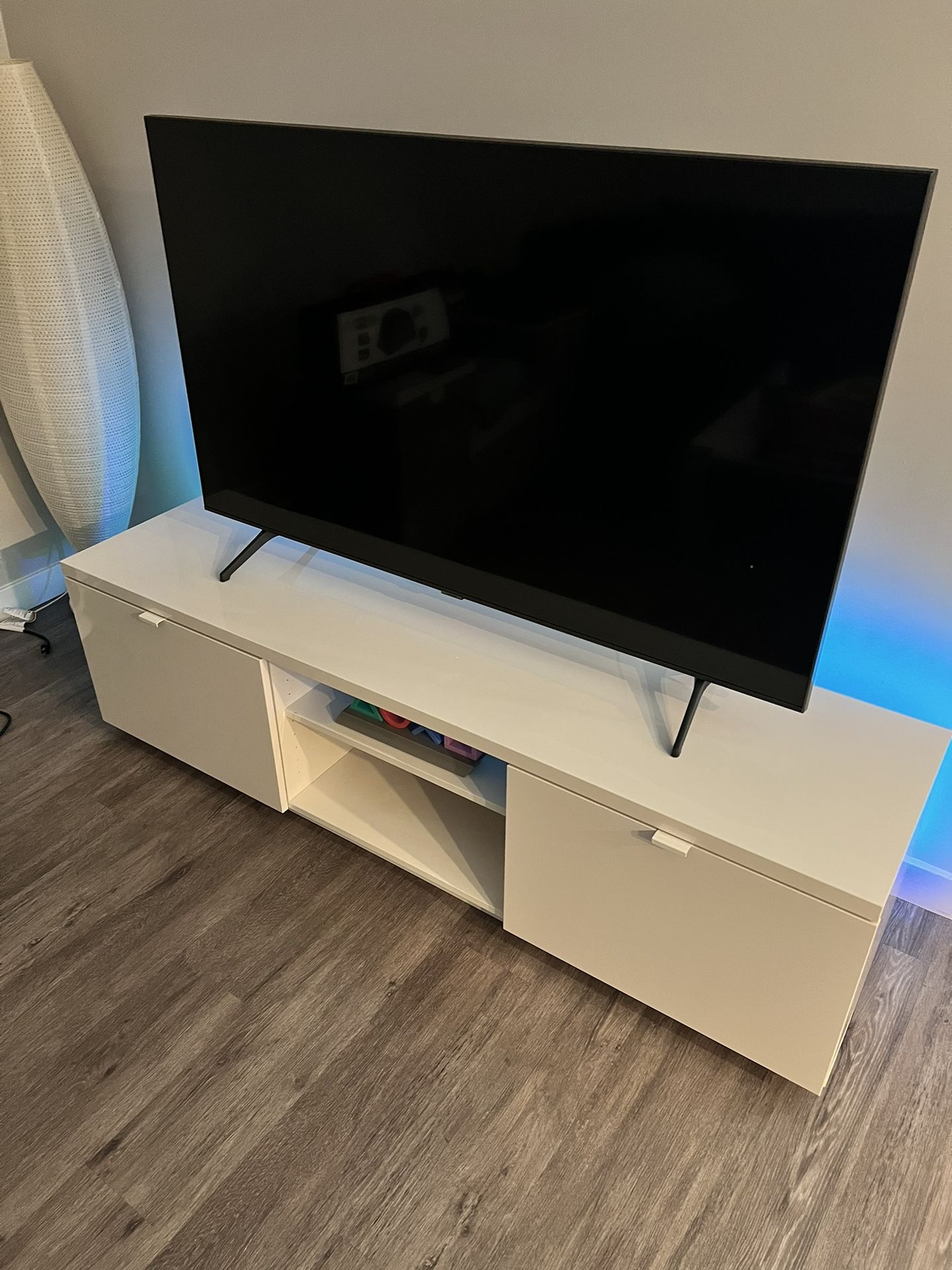 IKEA BYÅS TV Stand