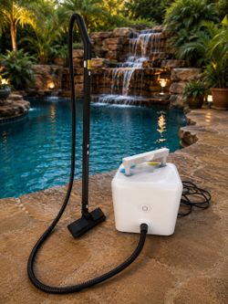 Like NEW Dupray Neat Steam Cleaner. The label in your photo shows:  * Brand: Dupray * Model: DUP020WNA * 1500 watts * Portable canister *MAKEanOFFER*