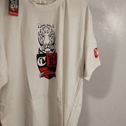 COLLARE BIANCO T-SHIRT..... CHECK OUT MY PAGE FOR MORE ITEMS