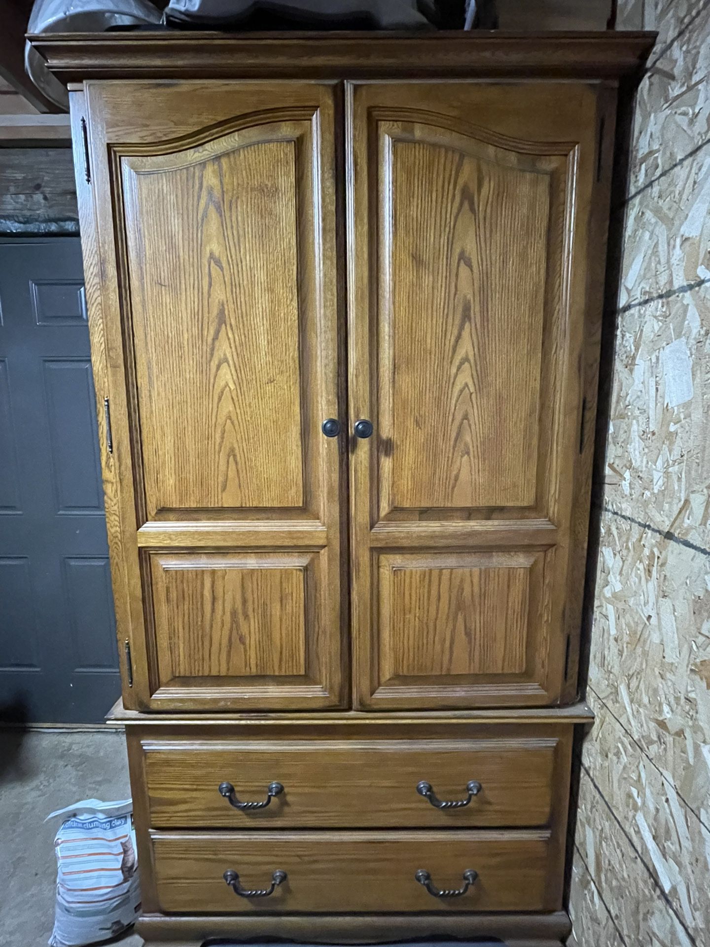 Oak Wood Cabinet 