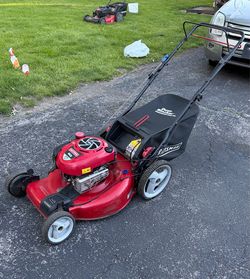 Craftsman 22 inch self propelled lawn mower