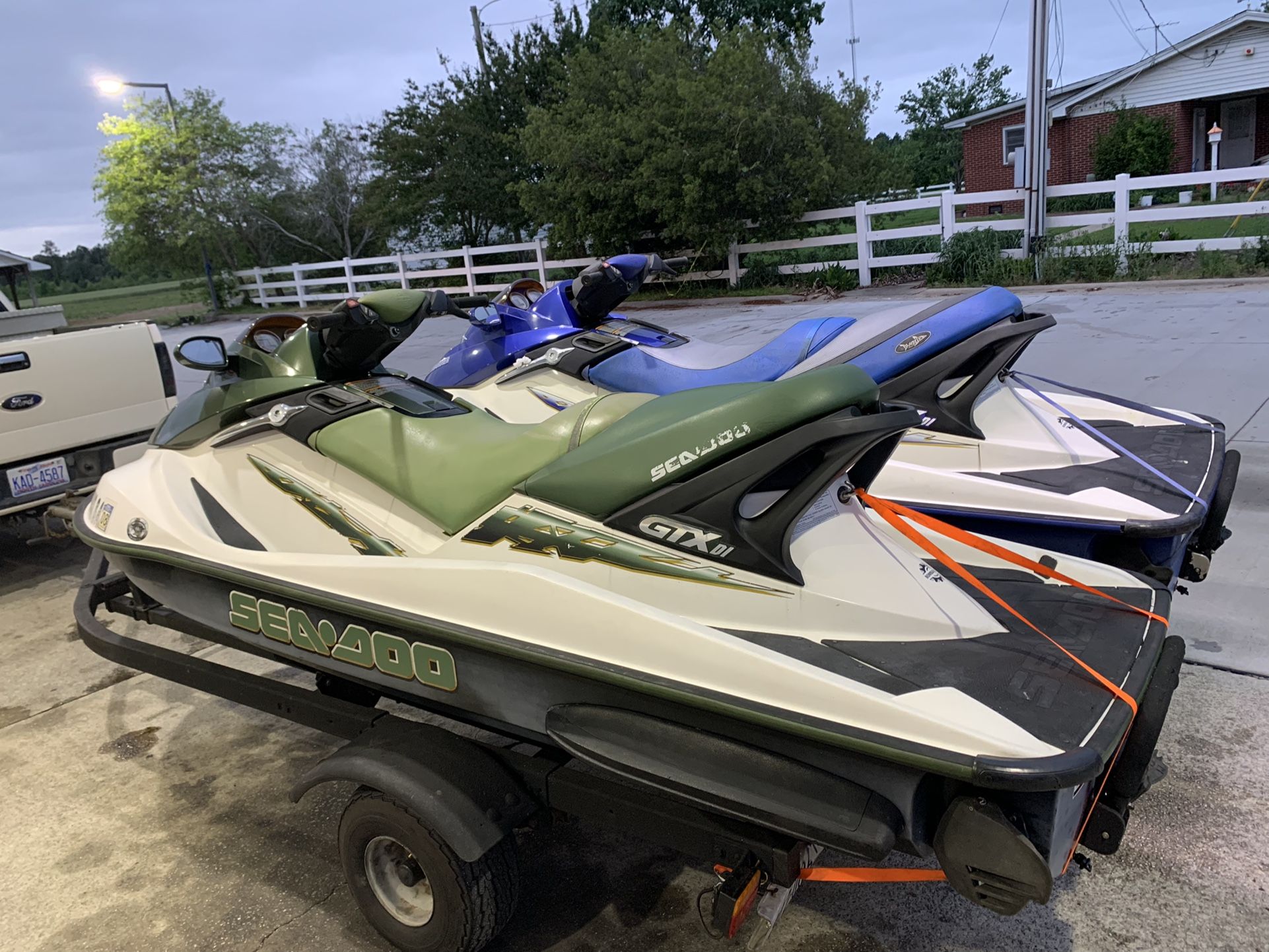 2 Seadoo Gti Jetskis&trailer