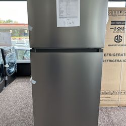 18 Cu Ft Top Freezer Refrigerator 
