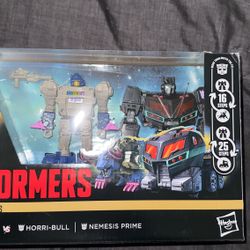 Horri-Bull And Nemesis Prime