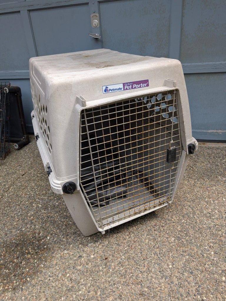 Large Petmate Pet PorterKennel