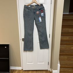 Signature By Levi Strauss Women’s Low Rise Boot Cut Jeans. Size 10. New With Tags.