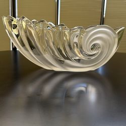 VTG Mikasa Clearwater Nautilus partially Frosted Crystal Glass Seashell Bowl