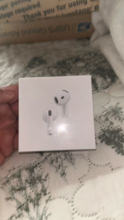 AirPods 4