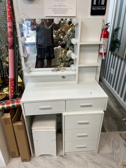 Make up vanity for sale