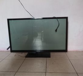 Samsung flat screen plasma 45”