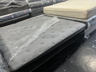 King Pillowtop Mattress Set 