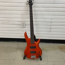 Ibanez Soundgear 5-String Bass