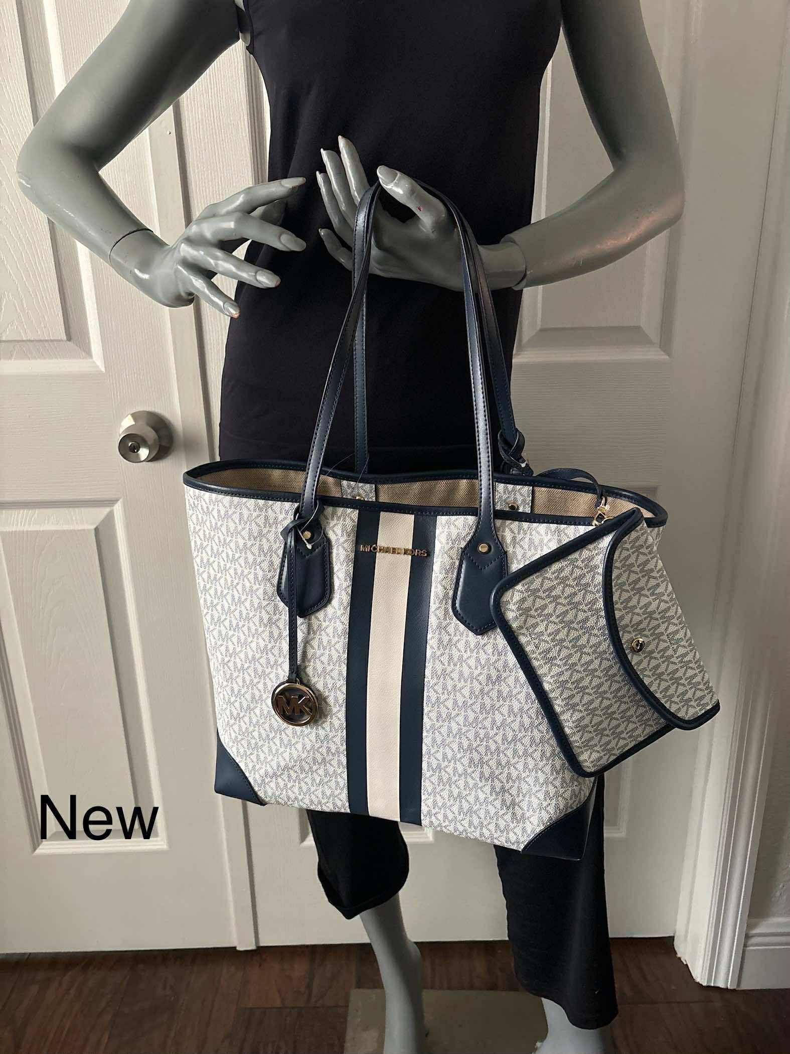 Michael Kors Tote Bag , Tote Bag With Matching Pouch New