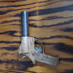 Genuine US WW2 Flare Pistol