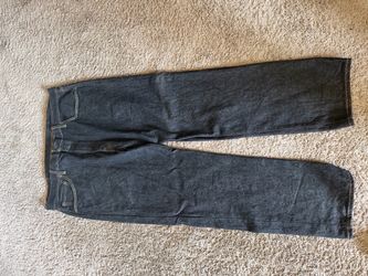 Charcoal Levi’s 501s