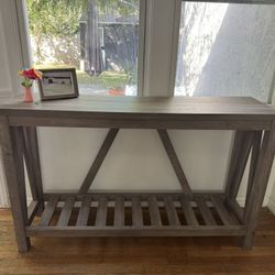 Entry Way Table 