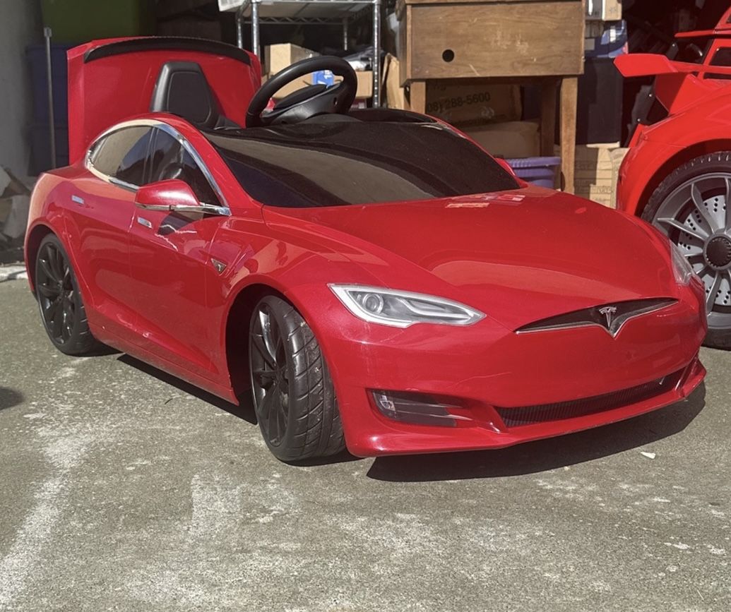 Radio Flyer Red Signature tesla