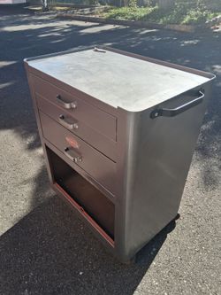 TOOL CART - Can Deliver