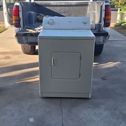 Whirlpool Electric 220v Dryer In Good Working Condition Delivery Is Available And Installation With One Month Warranty. 