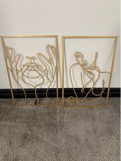 Minimalist Gold Metal Wall Decor