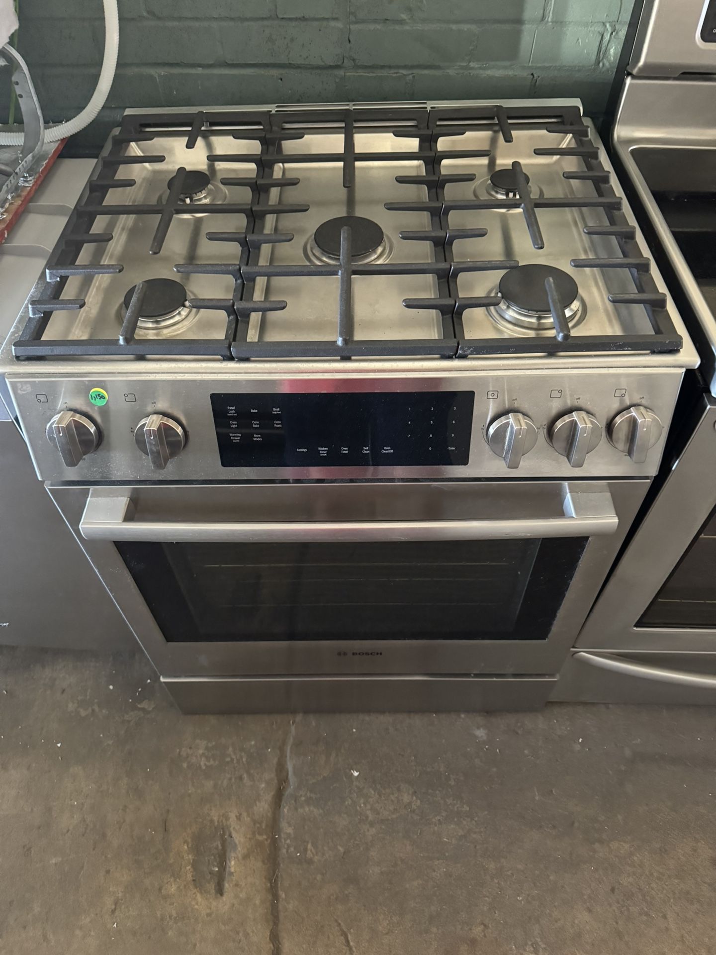 Bosch Stainless Steel Gas Stove With Oven Profesional Grade Cooking Power