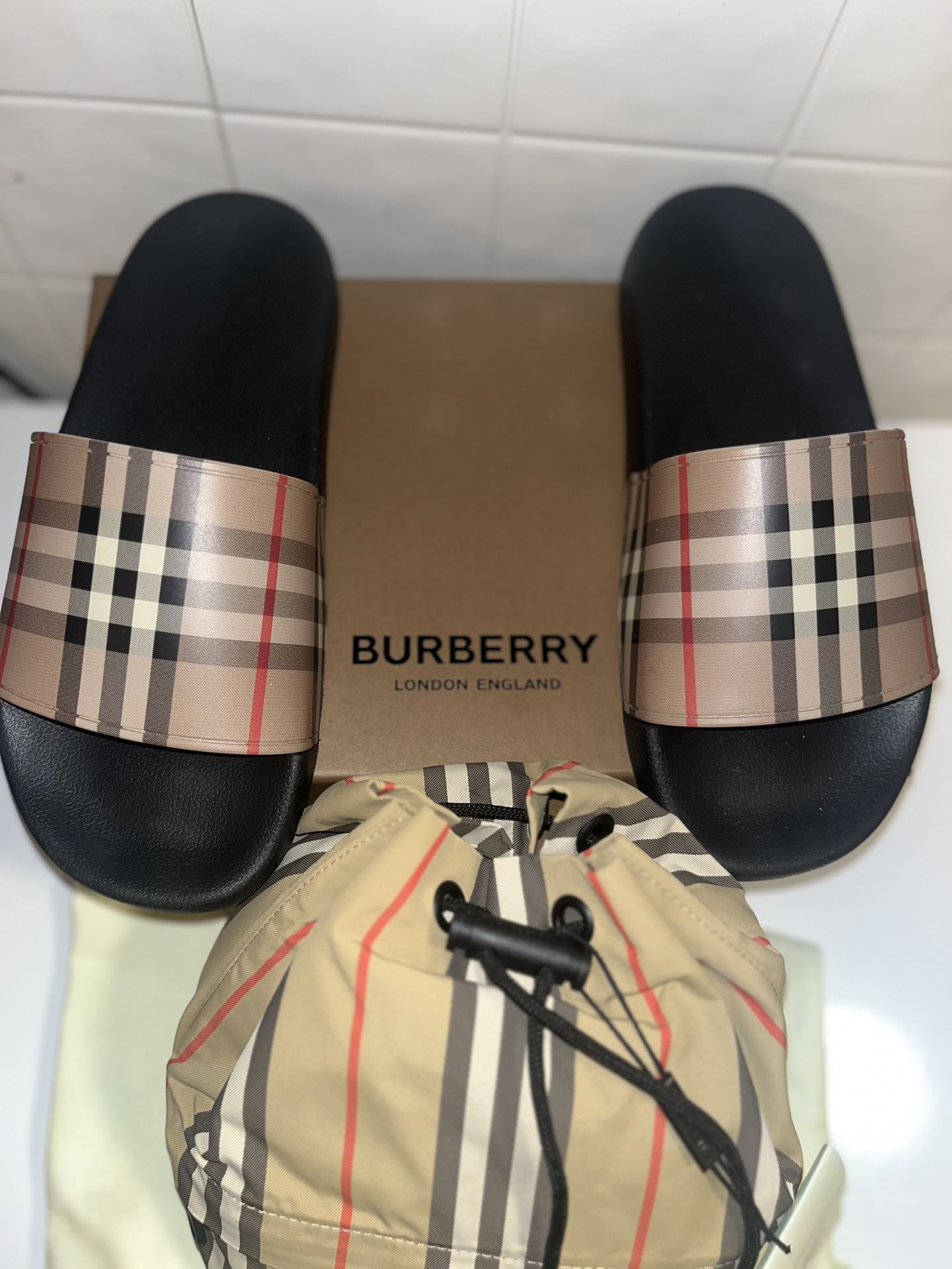 Burberry Slides And Matching bag
