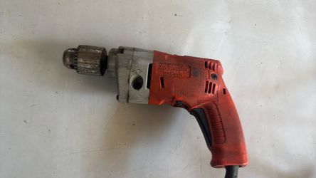 Milwaukee Magnum Hole Shooter