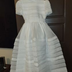Beautiful Communion Dress. Size 10