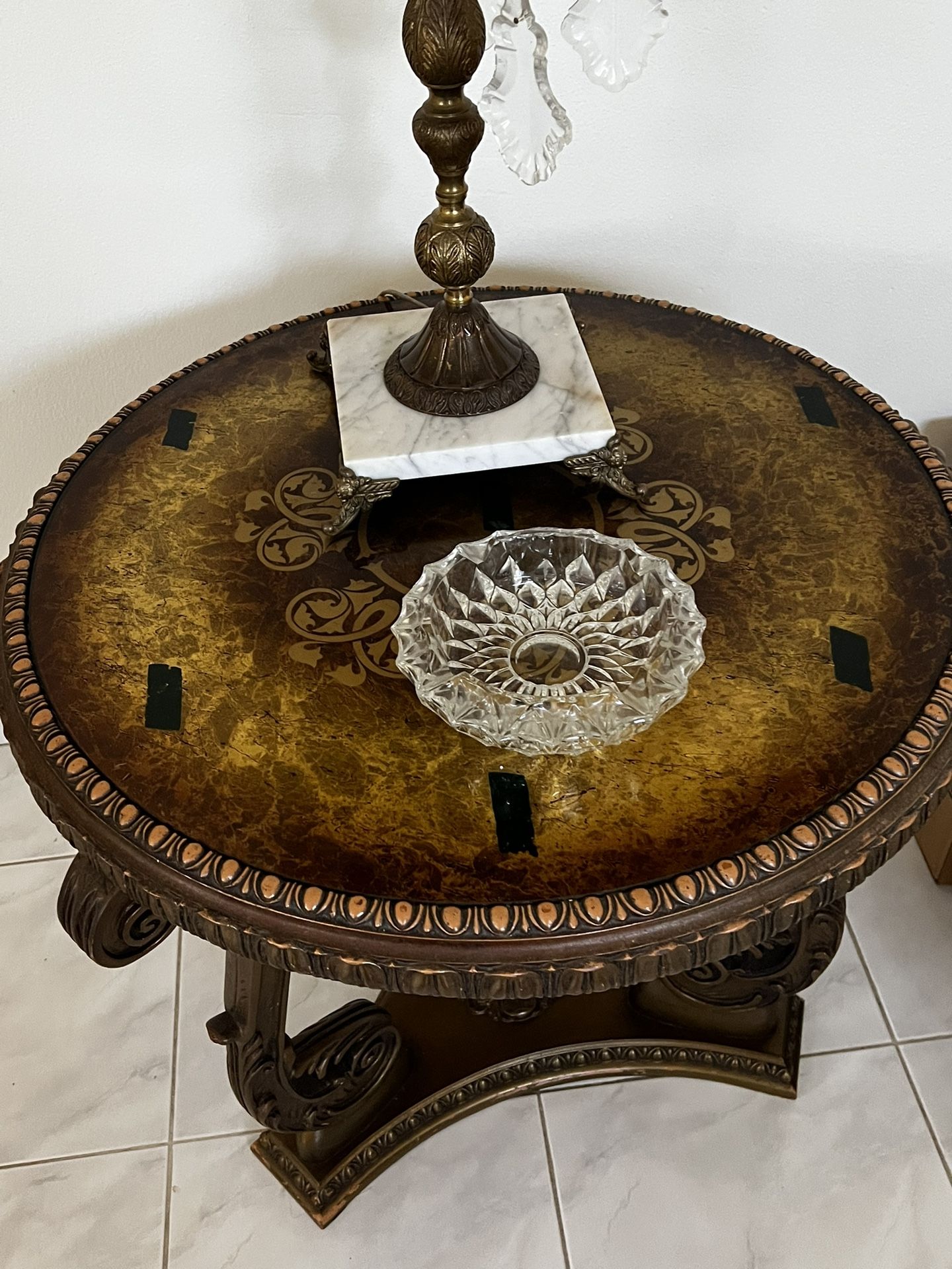 Vintage Style Accent Table + Crystal Lamp Set – Elegant Classic Decor