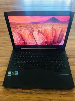 ASUS ROG Strix GL503VD Gaming Laptop with Mouse
