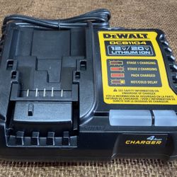 Dewalt 4 Amp Charger 
