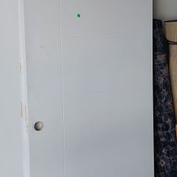 Solid Doors 84 ×34 Can Be Use As Barn Doors Solid Heavy 5 Of Them $120 For All  