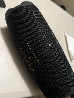 JBL charge 6