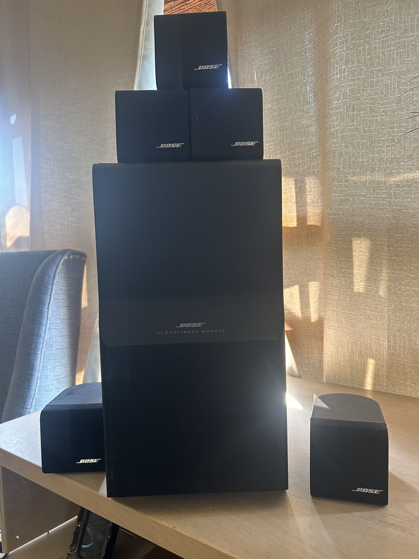 Bose Acoustimass Home Theater System (Surround Sound