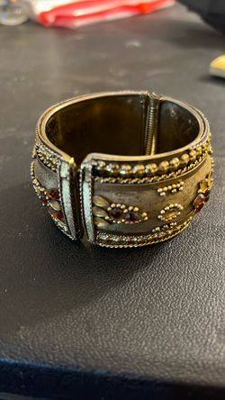 Vintage Hinged Cuff