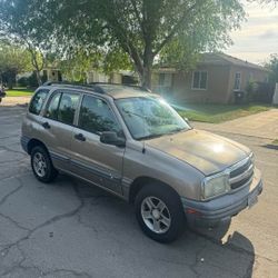 2003 Chevrolet Tracker