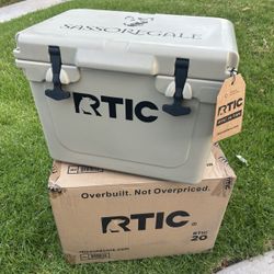 RTIC 20 Cooler