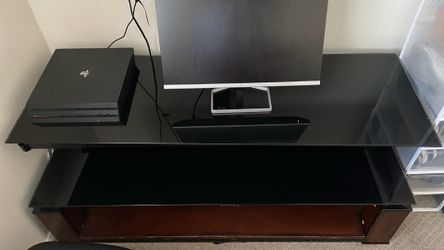 2 LINE GLASS TV STAND