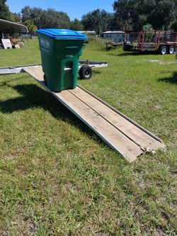 Loading ramps 14 ft. Lone