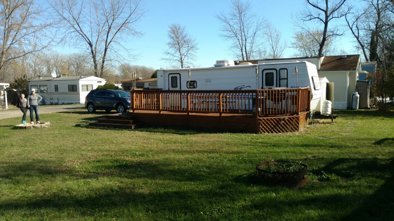 Camper in Lake Point Resort in Wilmington Il