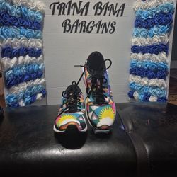 Brooks Trace Lisa Congdon Pride Rainbow Running Shoes - Women’s Size 8