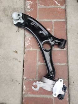 Left Lower Arm Control For CRV 