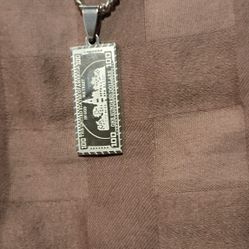 Money Pindant And Chain 