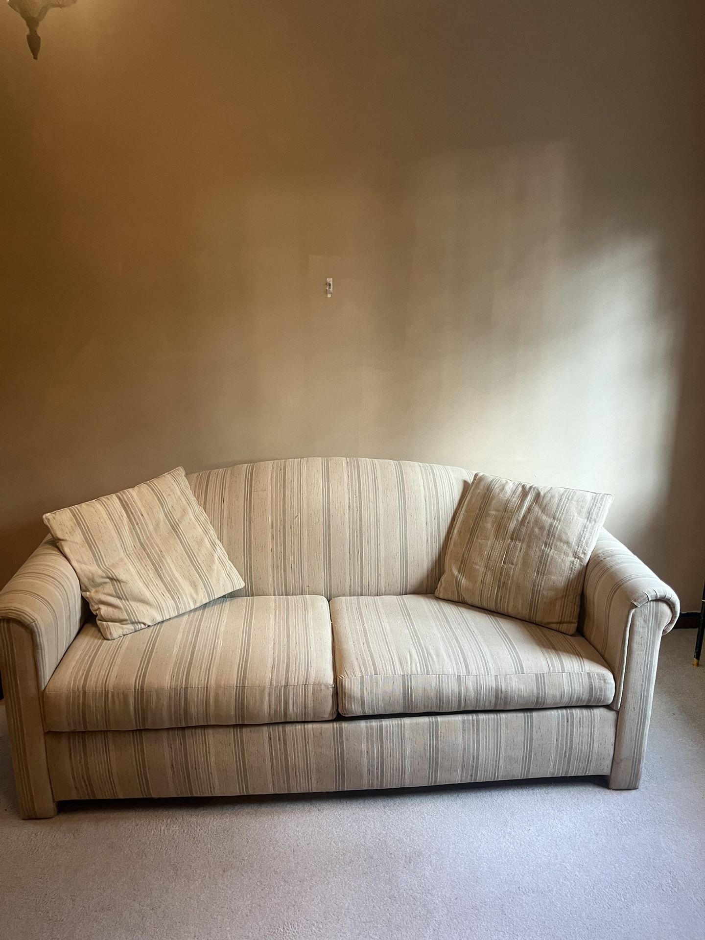 Simmons Hide A Bed sofa