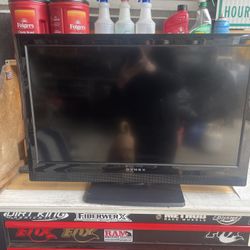 Dynex 32” Flat Screen Tv 