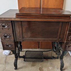 Sewing Machine 