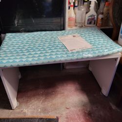 IKEA TODDLER  BENCH WITH  TOY STORAGE 